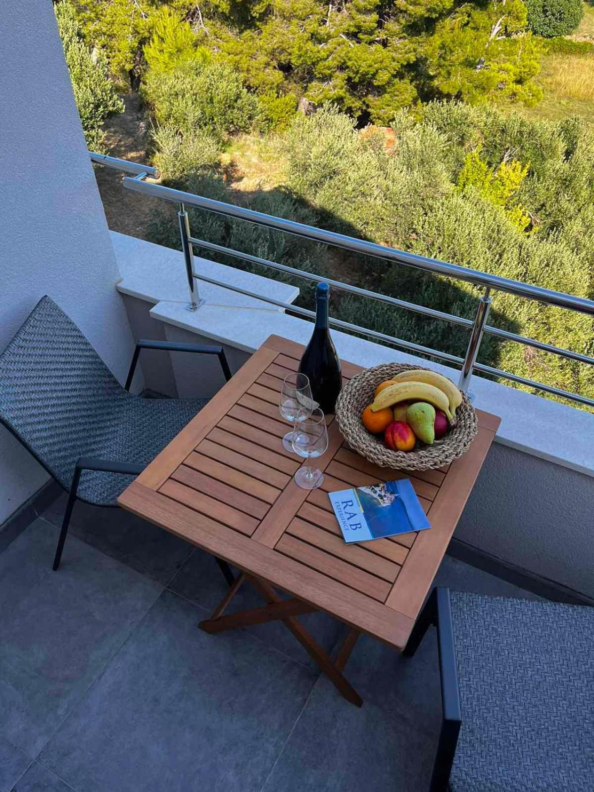 Memori Bed&Breakfast Rab Town Zewnętrze zdjęcie