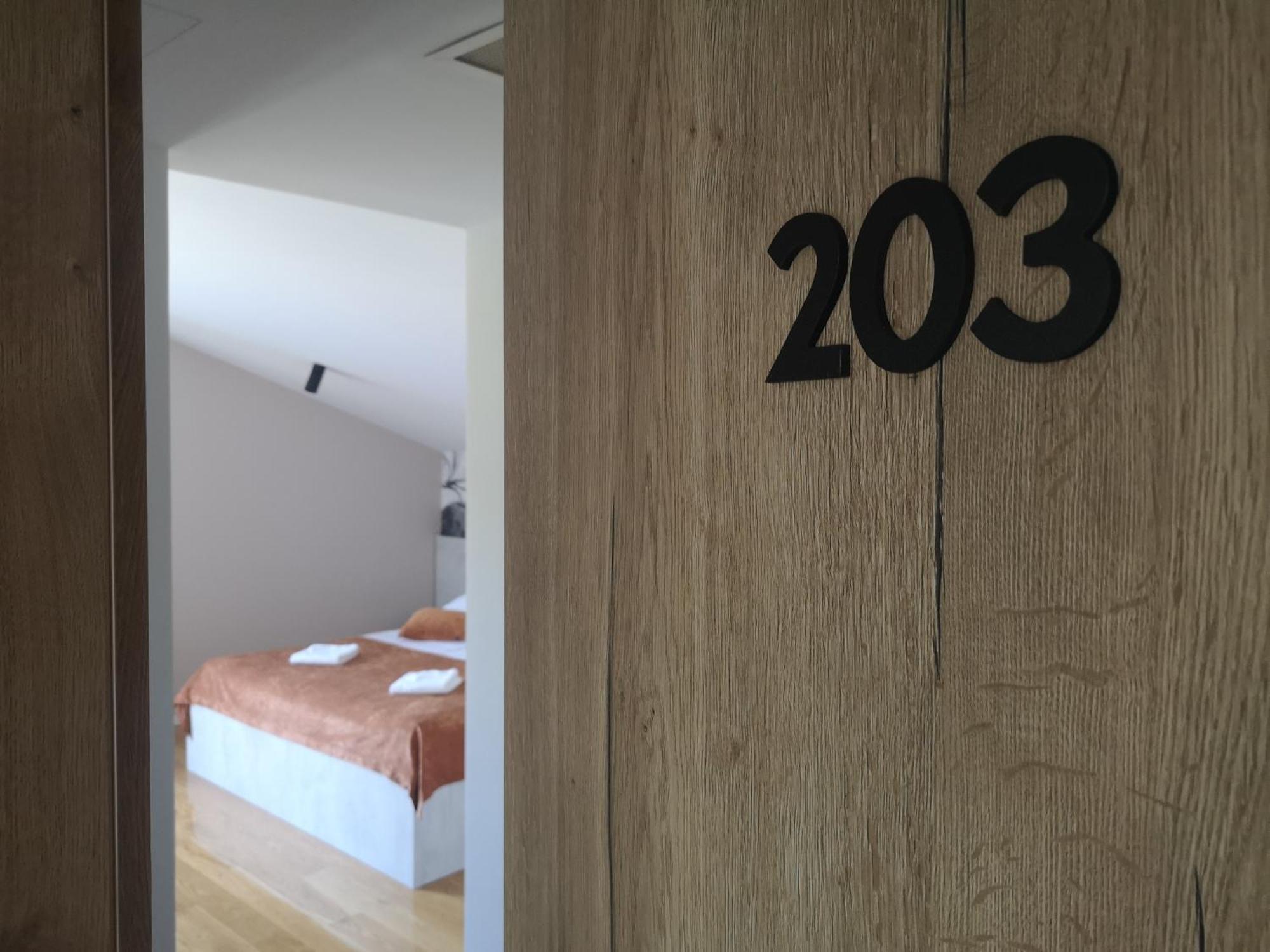 Memori Bed&Breakfast Rab Town Zewnętrze zdjęcie