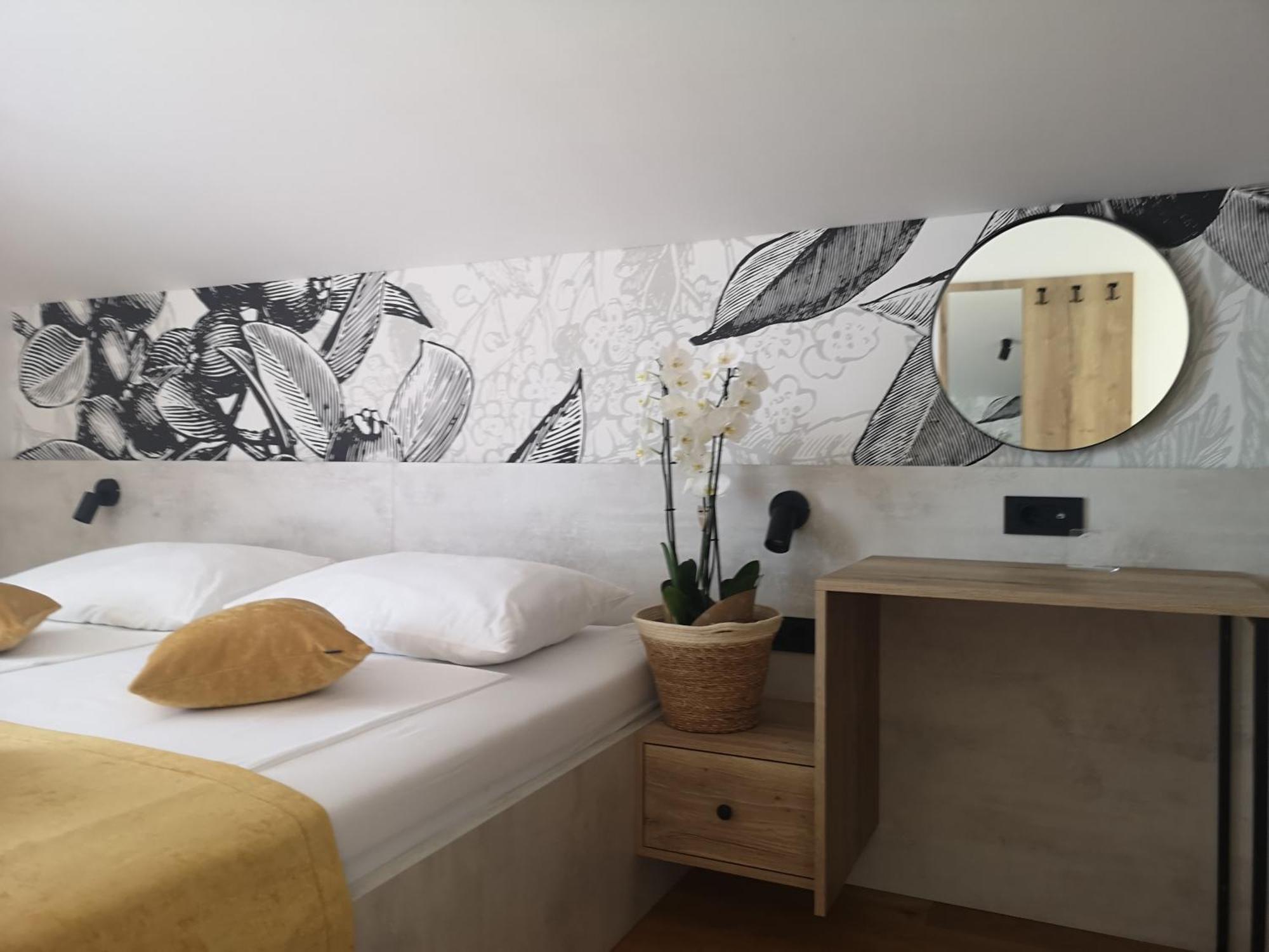 Memori Bed&Breakfast Rab Town Zewnętrze zdjęcie